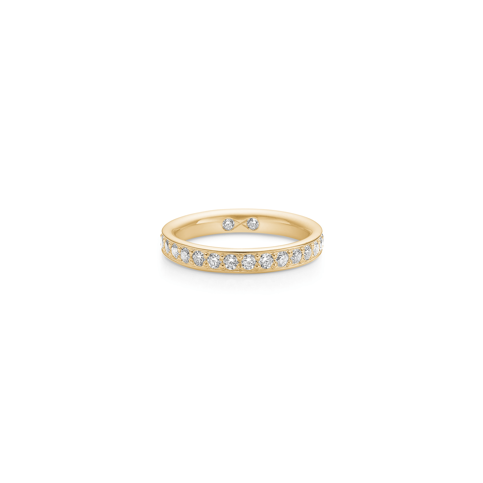 Large Eternity Diamond band fra Julie Sandlau i guld med pavésatte diamanter hele vejen rundt om ringen.