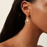 Afrodite Droplet Earrings White Pearl