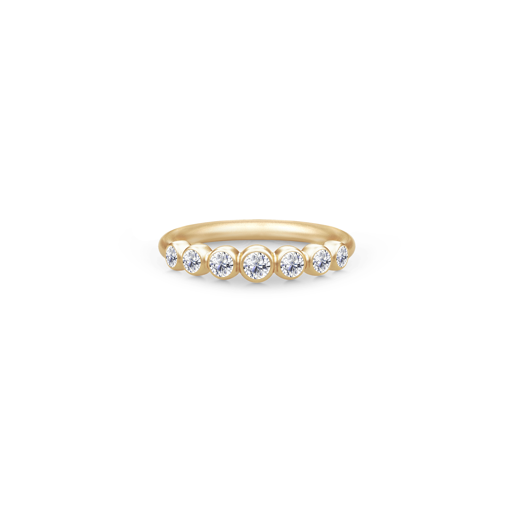 Lumen Ring i 18K guld med satin finish, syv brillantslebne diamanter i bezel-fatning, product shot.
